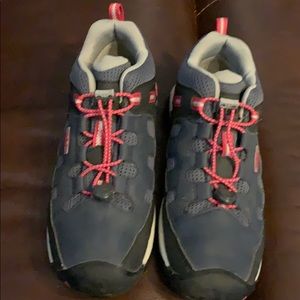 Youth Keen sneakers